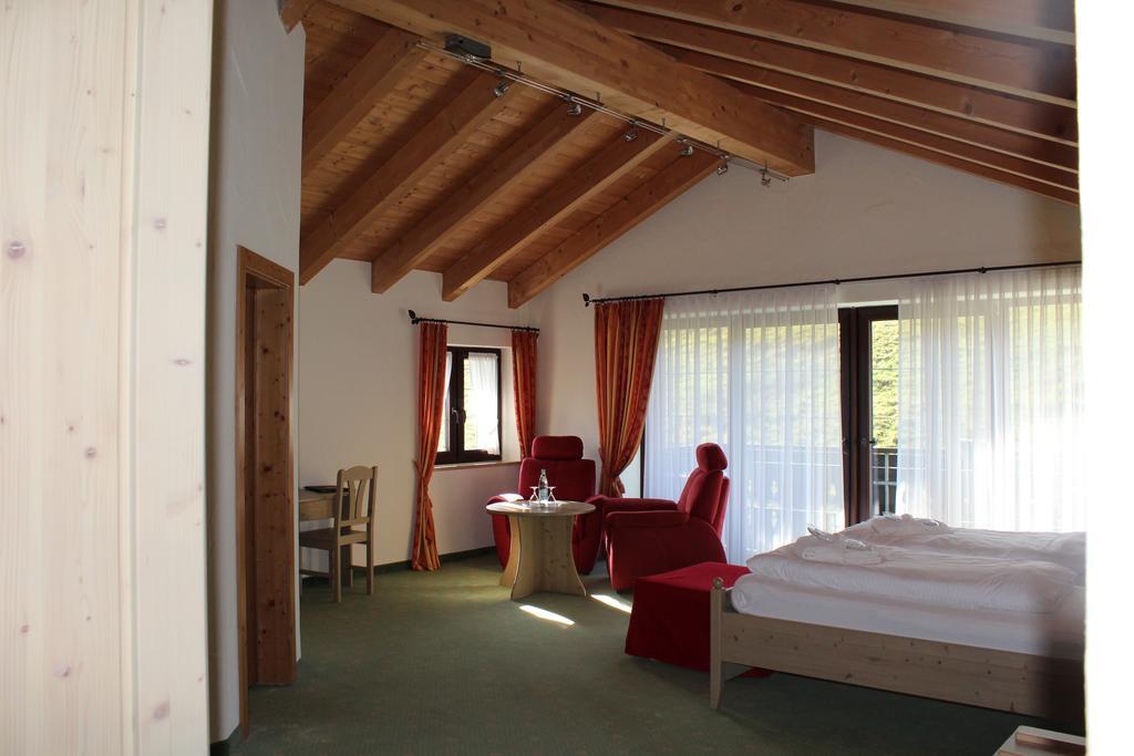Hubertushof Hotel Garni Oberstaufen Quarto foto