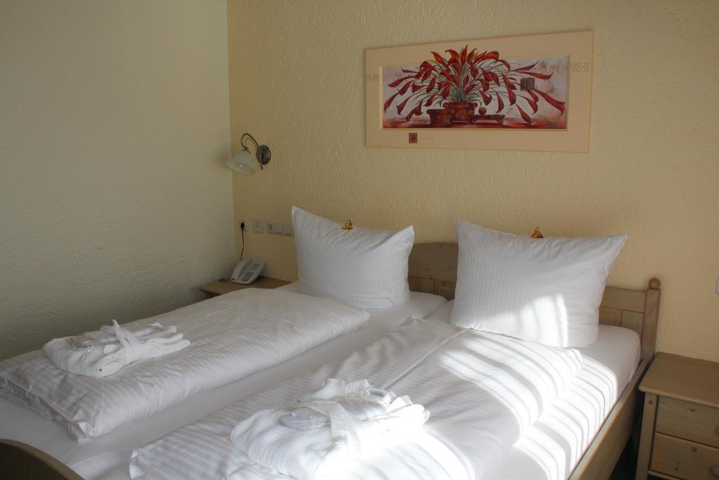 Hubertushof Hotel Garni Oberstaufen Quarto foto
